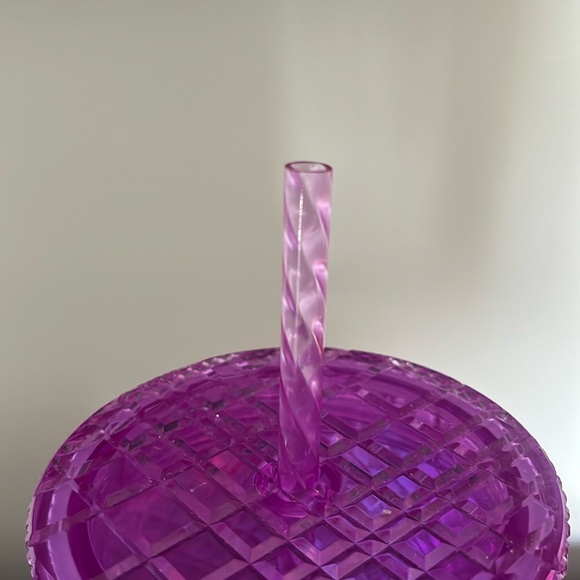 2 Venti Starbucks Reusable cups - Picture 3 of 8